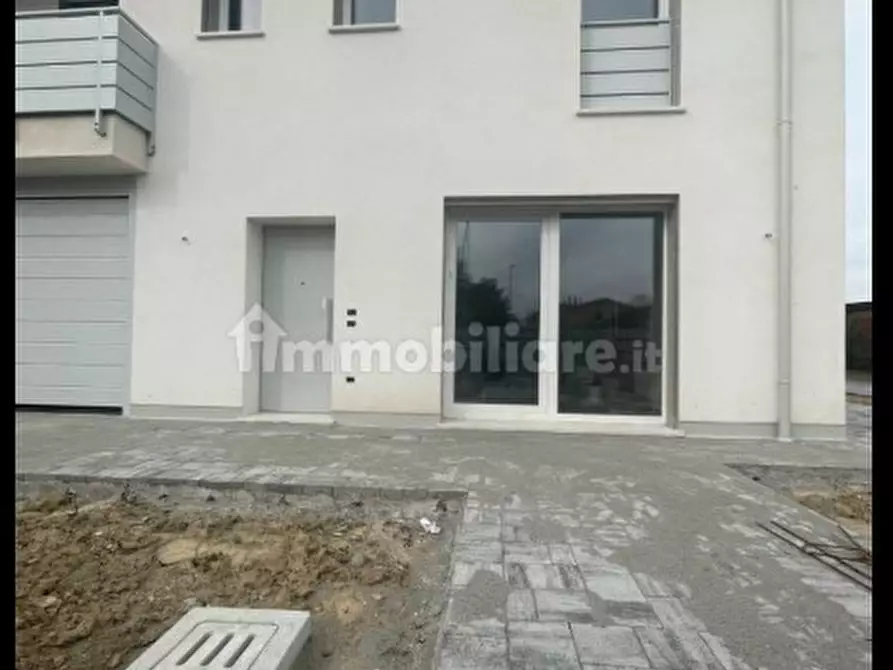 Immagine 11 di Casa quadrifamiliare in vendita  a Rubano