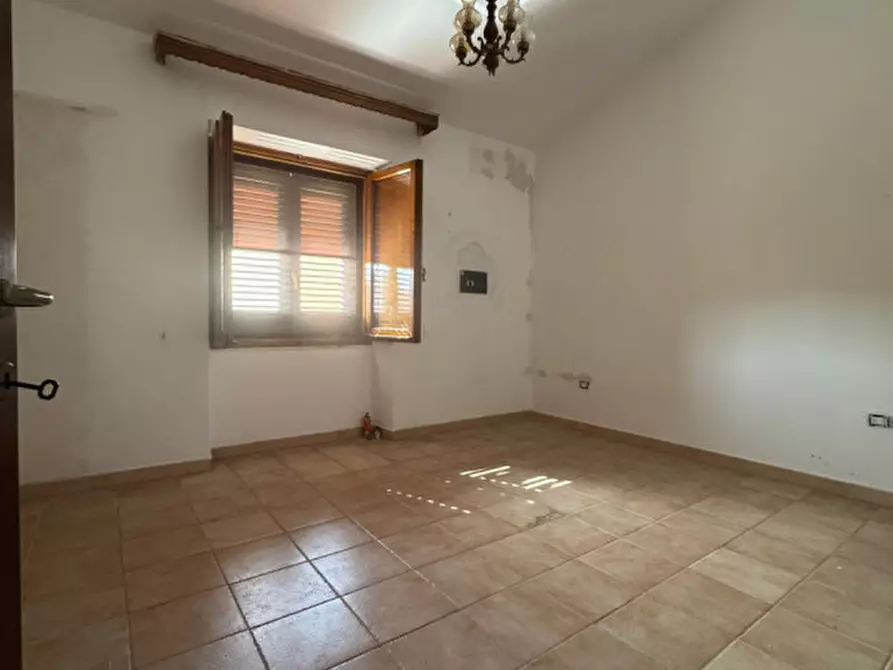 Immagine 9 di Appartamento in vendita  in Via dei Mille, 12 a Sennori