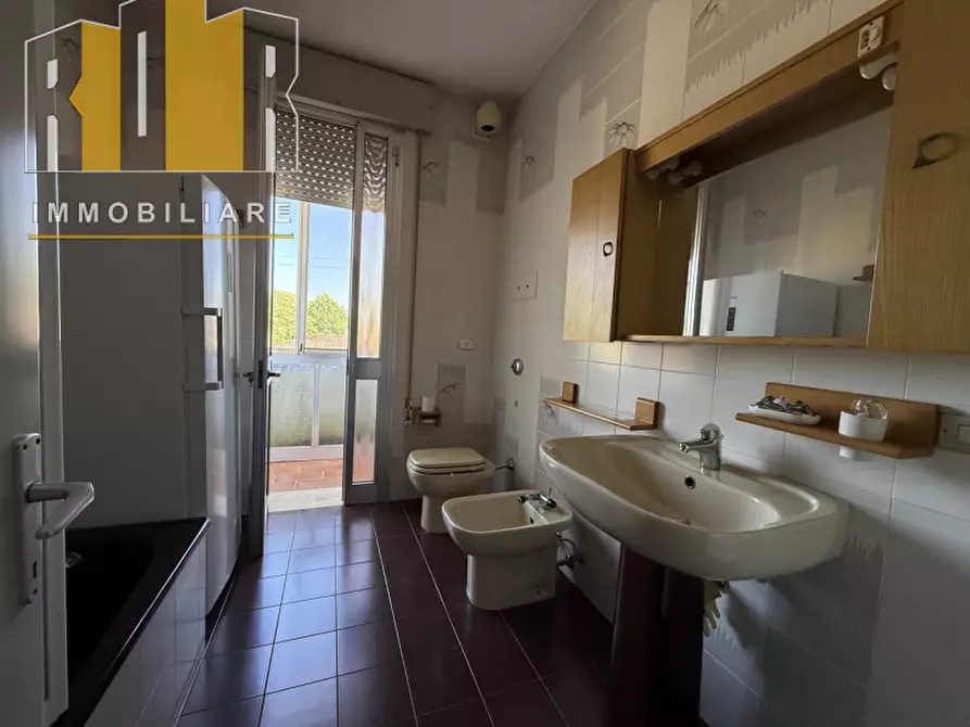 Immagine 9 di Appartamento in vendita  in via Vanezza 23 a Correzzola