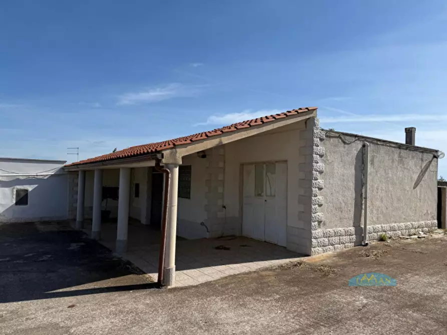 Immagine 18 di Villa in vendita  in Contrada Montevecchio a Ceglie Messapico