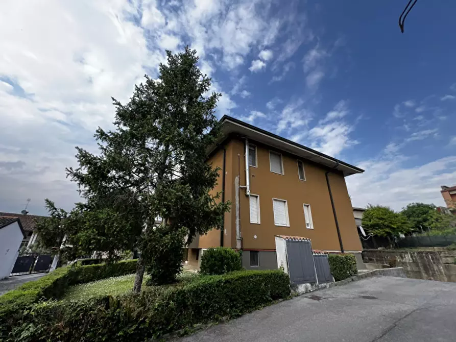 Immagine 15 di Appartamento in vendita  a Seniga