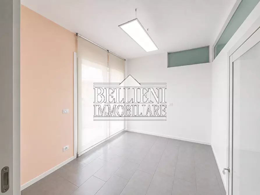 Immagine 4 di Ufficio in vendita  in Viale della Pace a Vicenza