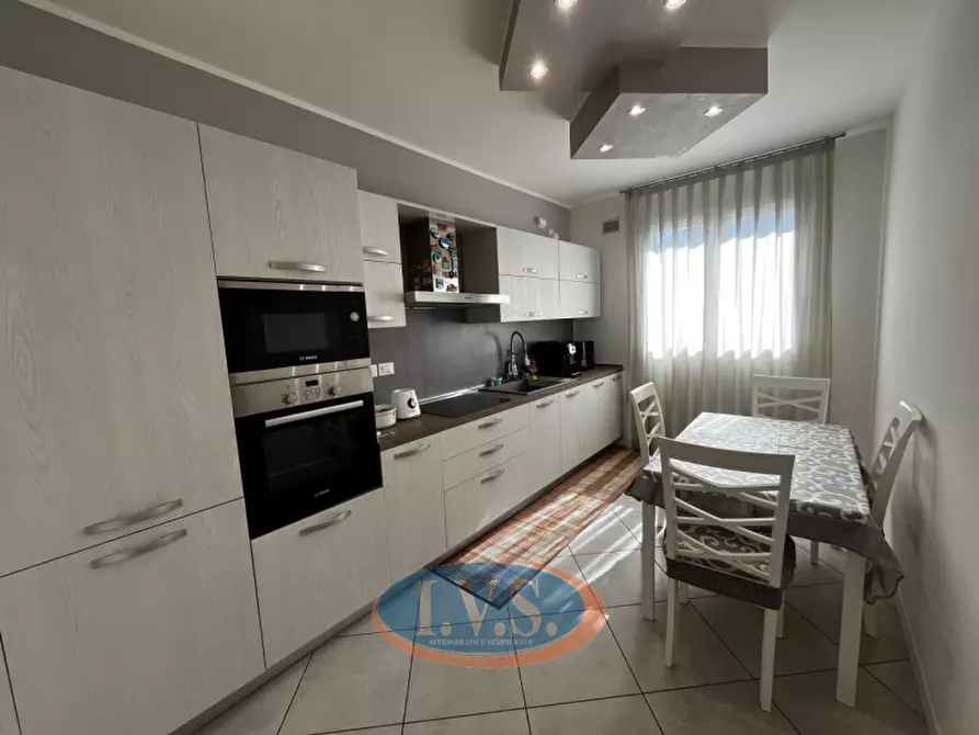 Immagine 6 di Appartamento in vendita  a Villafranca Padovana
