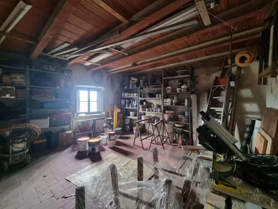 Immagine 9 di Magazzino in vendita  in VIA MALAFRASCA a San Casciano In Val Di Pesa