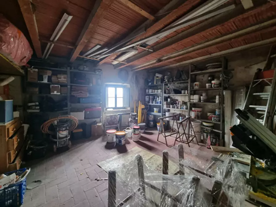 Immagine 10 di Magazzino in vendita  in VIA MALAFRASCA a San Casciano In Val Di Pesa