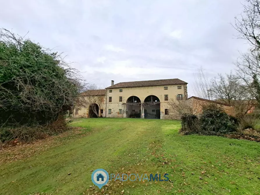 Immagine 1 di Rustico / casale in vendita  in Via San Francesco a Rovolon