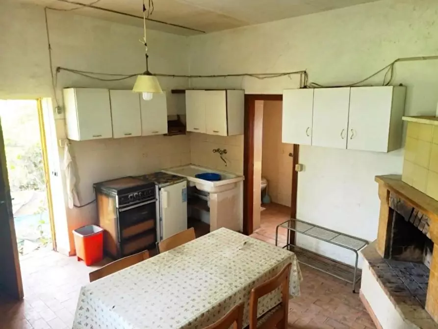 Immagine 11 di Rustico / casale in vendita  in Strada di Colle Massimiano a Palombara Sabina