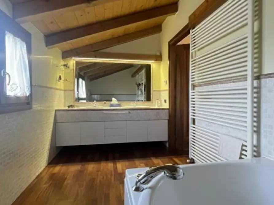 Immagine 17 di Casa bifamiliare in vendita  in via roma 1 a Rubano