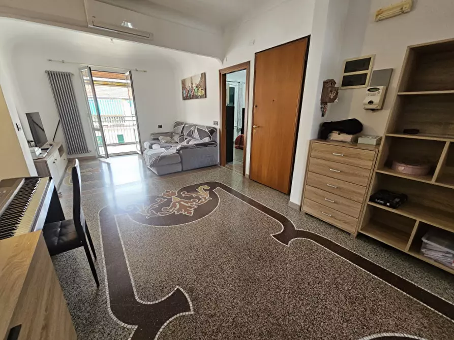 Immagine 10 di Attico in vendita  in via Guidobono a Savona