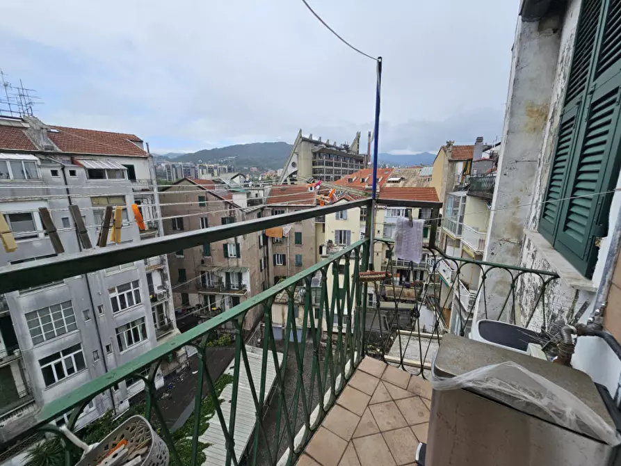 Immagine 21 di Attico in vendita  in via Guidobono a Savona