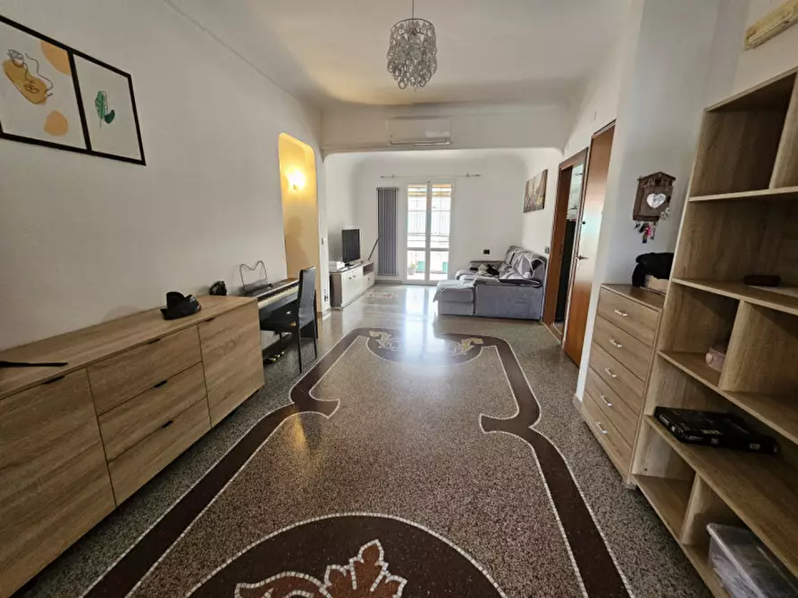 Immagine 23 di Attico in vendita  in via Guidobono a Savona