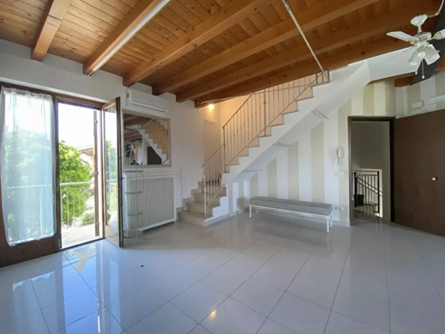 Immagine 4 di Appartamento in vendita  in via Piave a Villafranca Di Verona