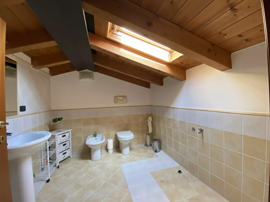 Immagine 13 di Appartamento in vendita  in via Piave a Villafranca Di Verona