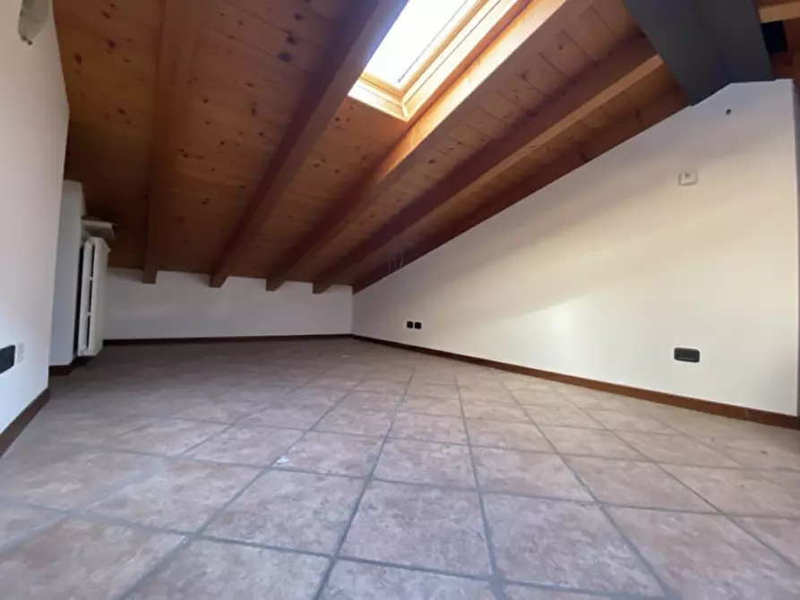 Immagine 16 di Appartamento in vendita  in via Piave a Villafranca Di Verona