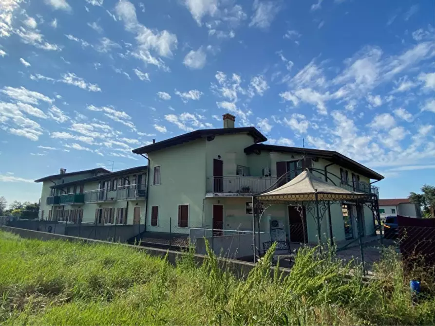 Immagine 18 di Appartamento in vendita  in via Piave a Villafranca Di Verona