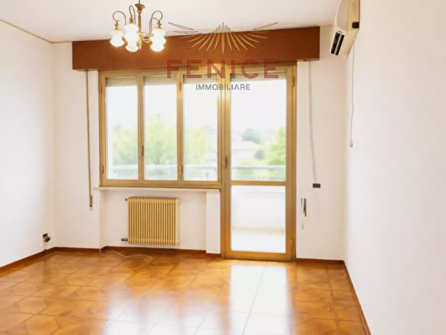 Immagine 2 di Appartamento in vendita  in Via Galileo Galilei a Montebelluna