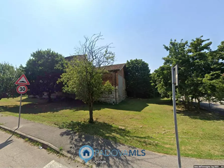 Immagine 10 di Rustico / casale in vendita  in Via San Francesco a Rovolon