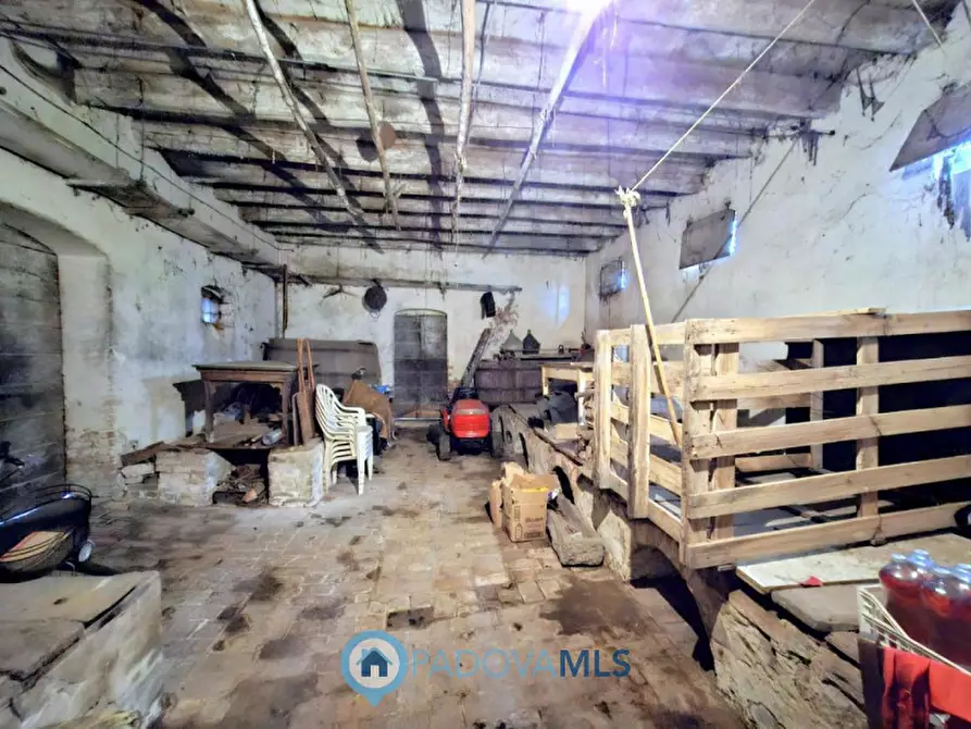 Immagine 21 di Rustico / casale in vendita  in Via San Francesco a Rovolon