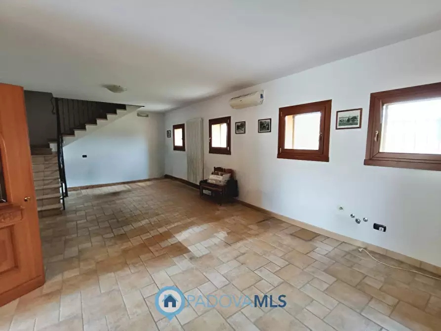 Immagine 29 di Villetta a schiera in vendita  in Via Ca' Ferrante 1 a Casalserugo
