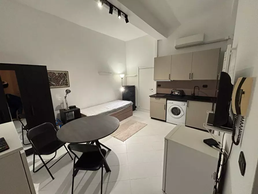 Immagine 5 di Monolocale in affitto  in Via Massimo D'azeglio 11 a Parma