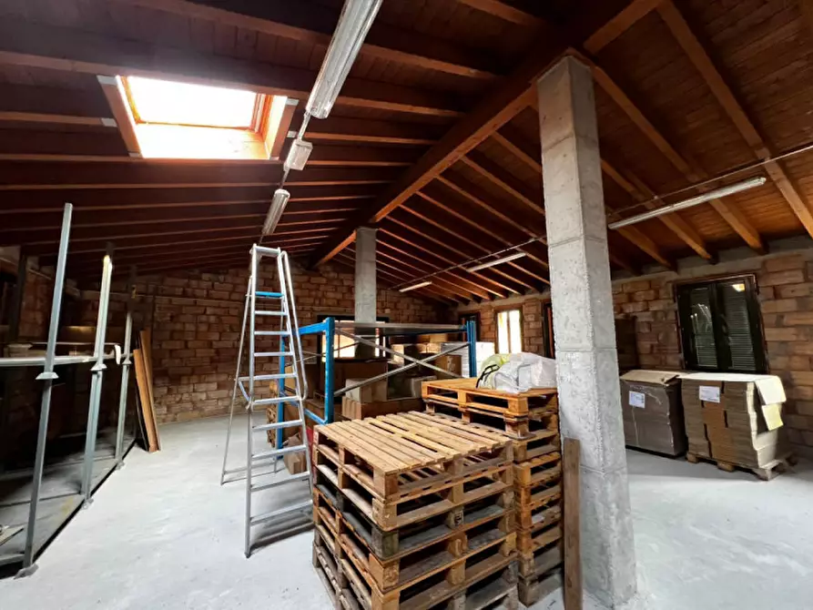 Immagine 4 di Rustico / casale in vendita  in Via Quattro Novembre a San Gervasio Bresciano