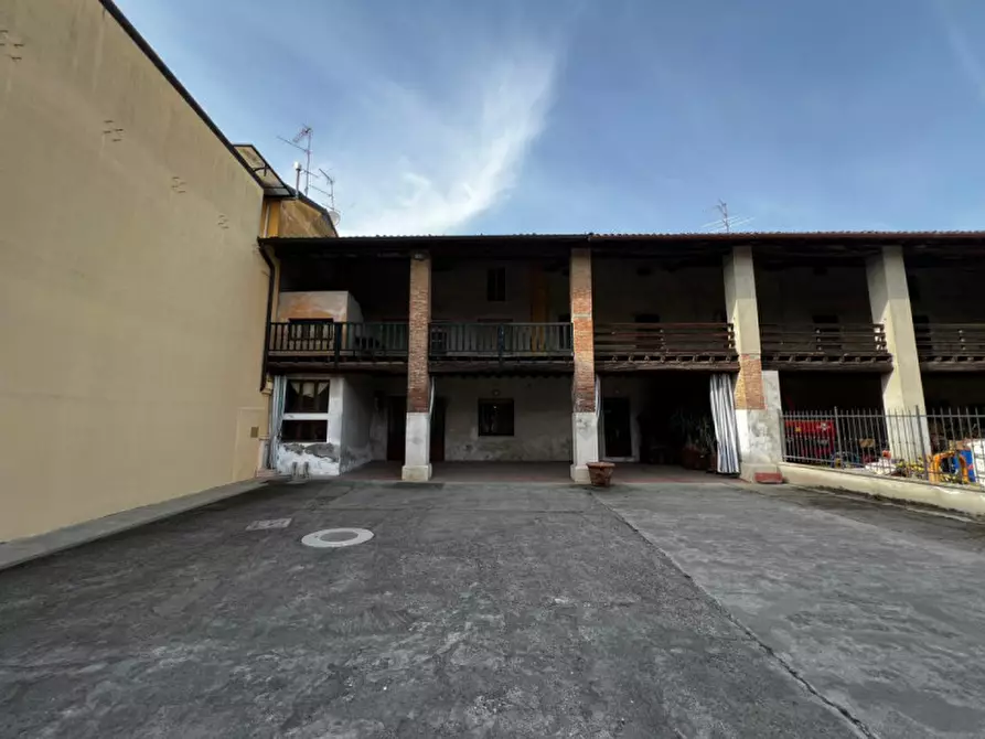 Immagine 9 di Rustico / casale in vendita  in Via Quattro Novembre a San Gervasio Bresciano