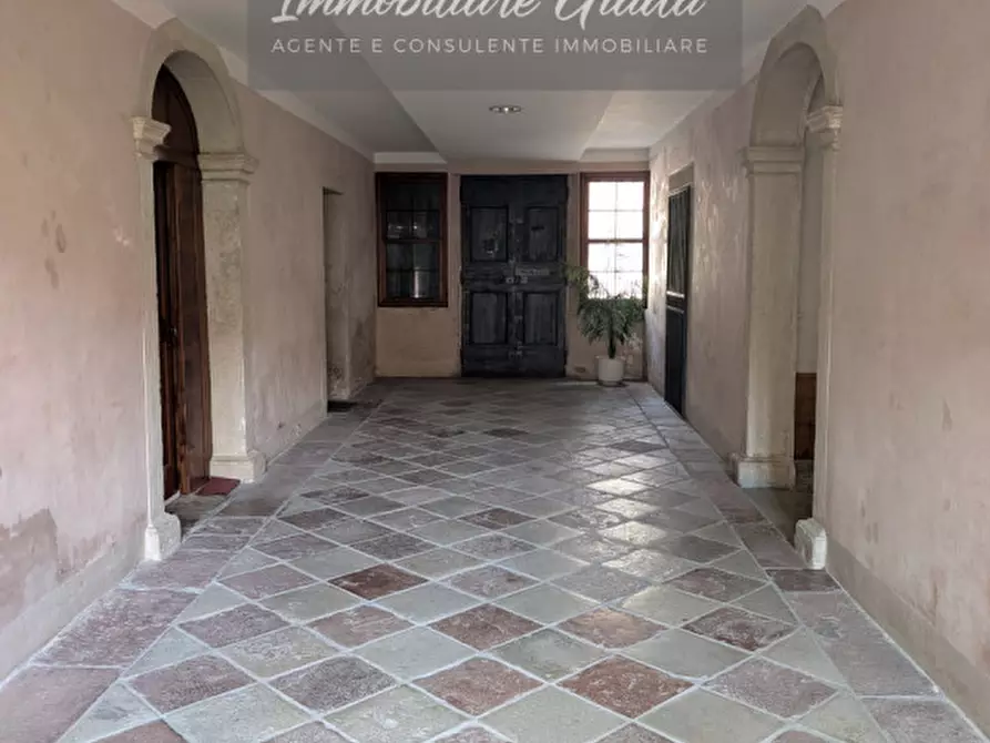 Immagine 5 di Appartamento in vendita  a Vittorio Veneto