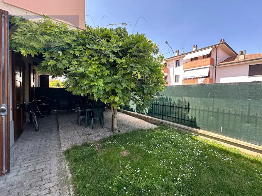Immagine 30 di Casa quadrifamiliare in vendita  in Via Leonardo Da Vinci 9 a Molinella