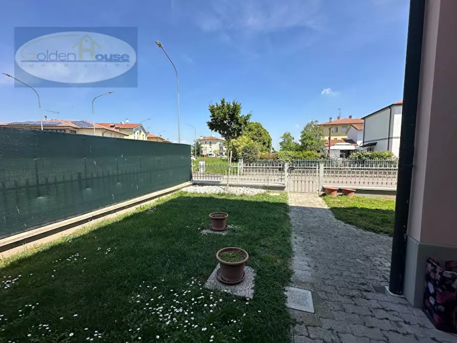 Immagine 31 di Casa quadrifamiliare in vendita  in Via Leonardo Da Vinci 9 a Molinella