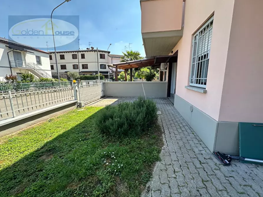 Immagine 32 di Casa quadrifamiliare in vendita  in Via Leonardo Da Vinci 9 a Molinella