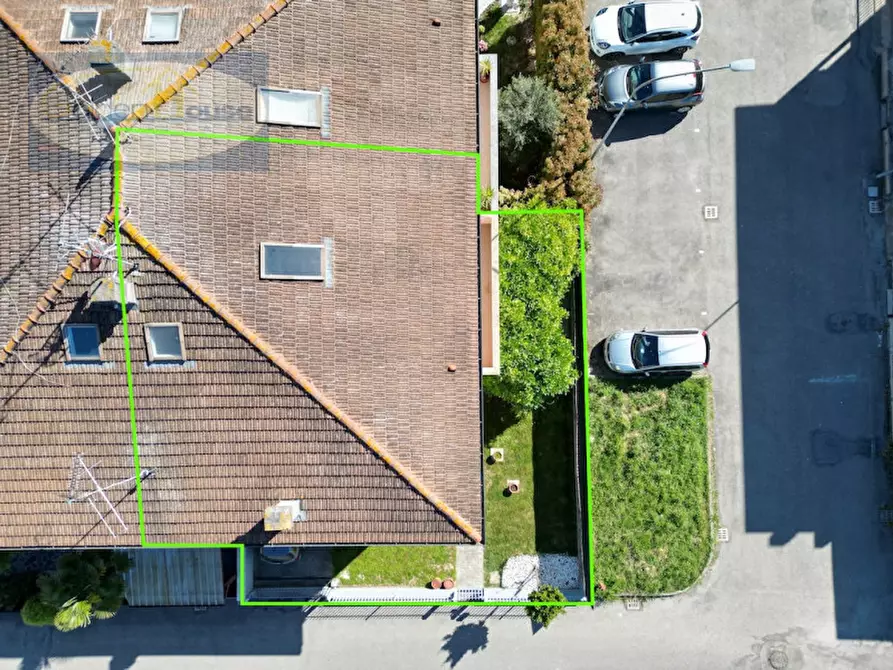 Immagine 36 di Casa quadrifamiliare in vendita  in Via Leonardo Da Vinci 9 a Molinella