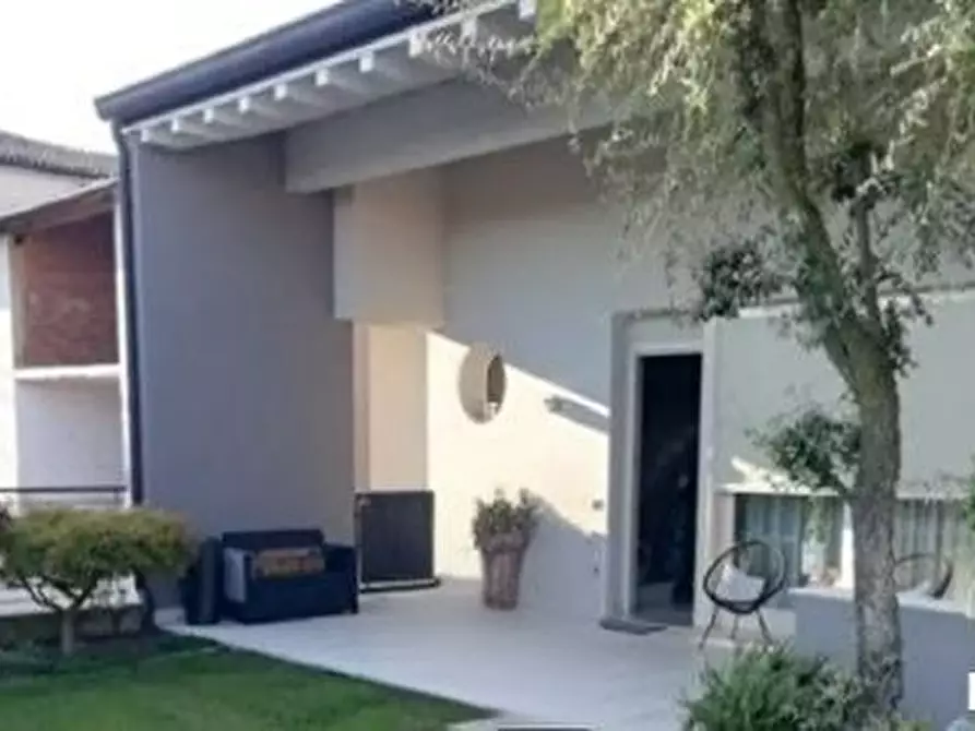 Immagine 2 di Villetta a schiera in vendita  in Via Alcide de Gasperi, 43 a Riese Pio x