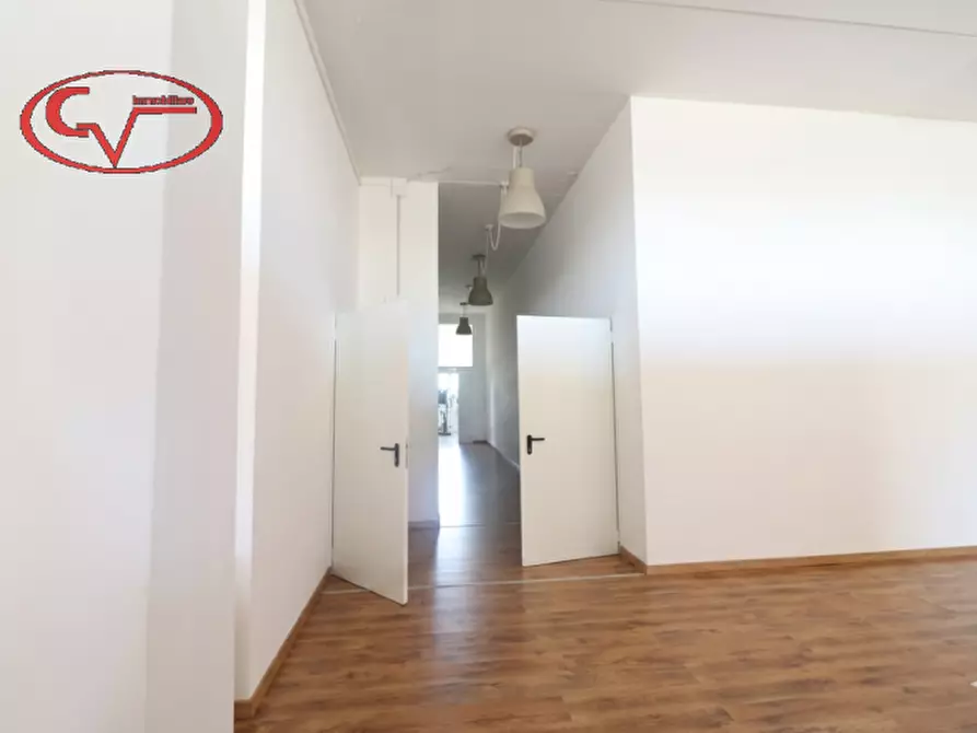 Immagine 8 di Laboratorio in vendita  in Viale Filippo Turati a Loro Ciuffenna