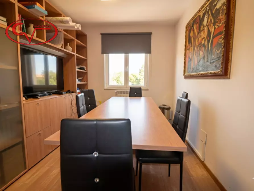 Immagine 14 di Laboratorio in vendita  in Viale Filippo Turati a Loro Ciuffenna