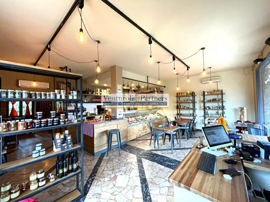 Immagine 19 di Attività commerciale in vendita  in Via Monte Falò 4 a Lonato del Garda