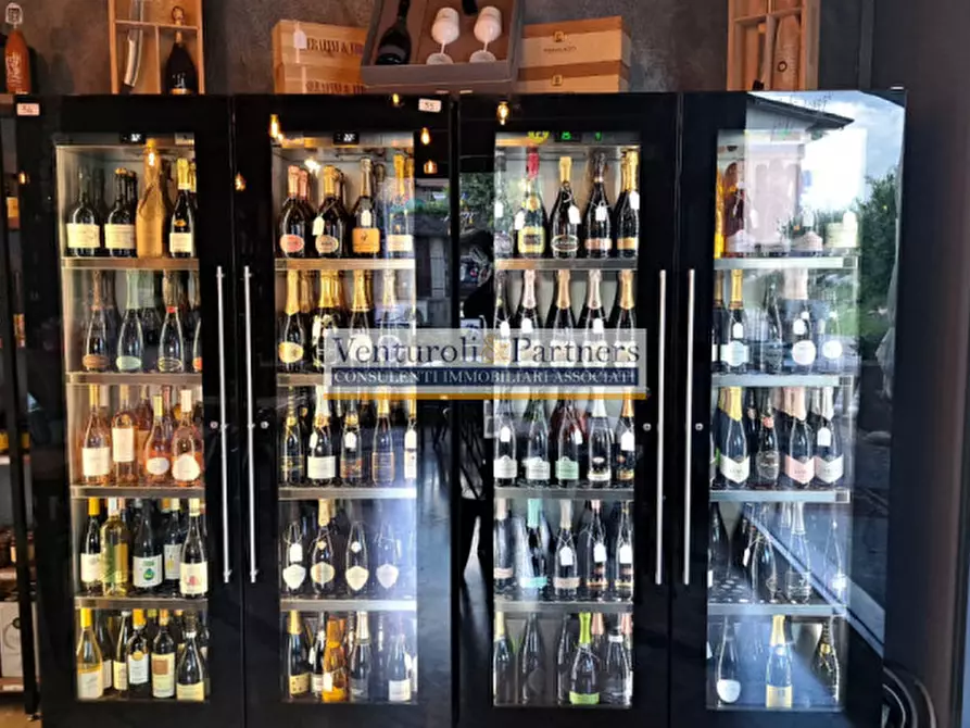 Immagine 21 di Attività commerciale in vendita  in Via Monte Falò 4 a Lonato del Garda