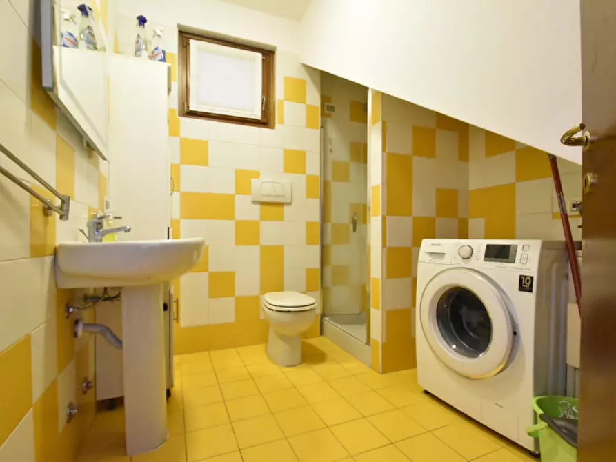 Immagine 17 di Appartamento in vendita  in via ferdinando magellano 20 a Bussolengo