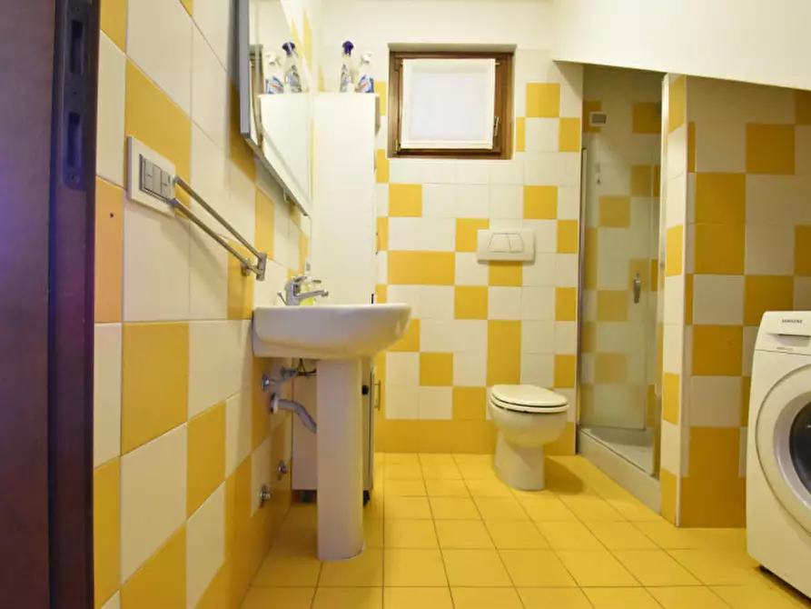 Immagine 18 di Appartamento in vendita  in via ferdinando magellano 20 a Bussolengo