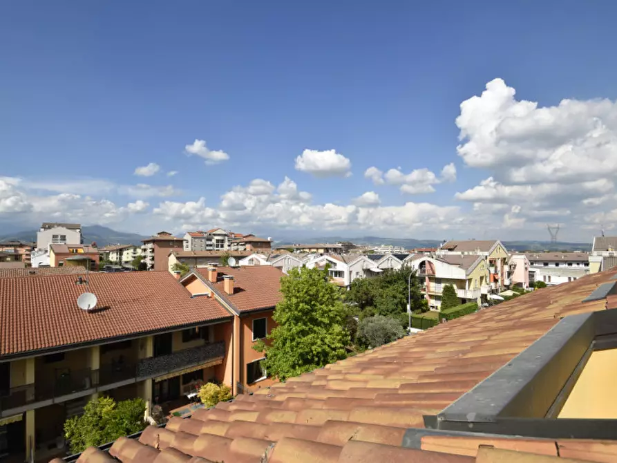 Immagine 25 di Appartamento in vendita  in via ferdinando magellano 20 a Bussolengo