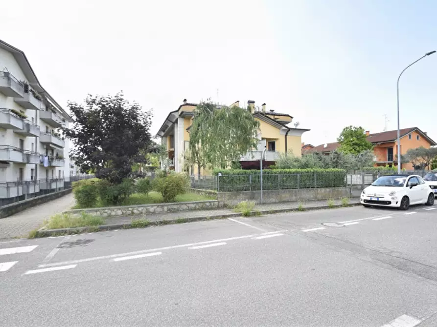 Immagine 39 di Appartamento in vendita  in via ferdinando magellano 20 a Bussolengo