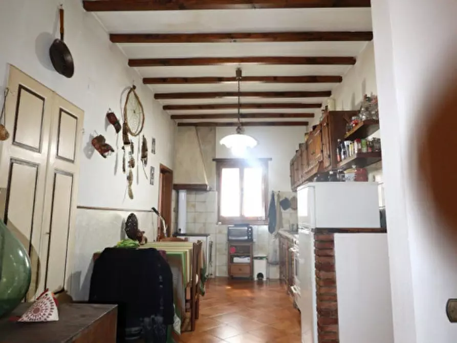Immagine 6 di Appartamento in vendita  in località mercatale torre a Montevarchi