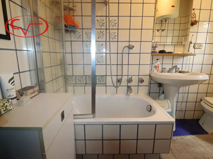 Immagine 20 di Appartamento in vendita  in località mercatale torre a Montevarchi