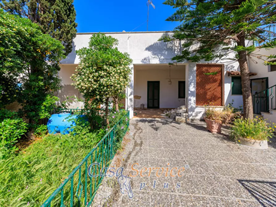 Immagine 1 di Casa indipendente in vendita  in Via Alcide De Gasperi a Melissano