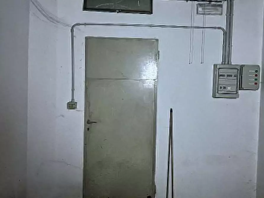 Immagine 6 di Negozio in vendita  in Via Rovereto, 6 a Pordenone