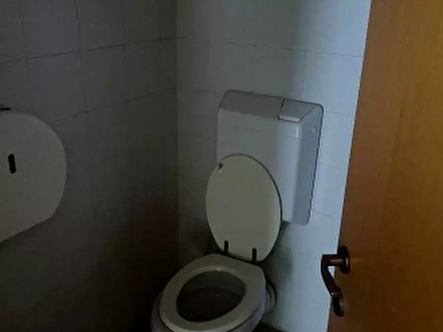 Immagine 6 di Negozio in vendita  in Piazza Nicolo' di Maniago, 24 a Maniago