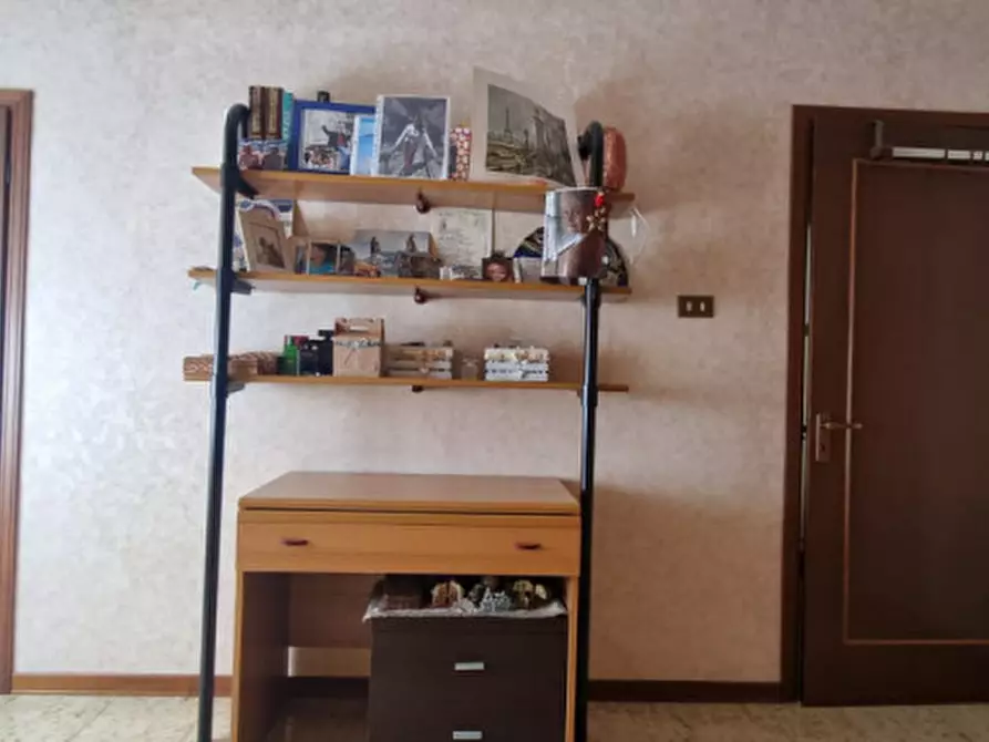 Immagine 20 di Appartamento in vendita  in Via dei Teatini 6 a Pescara