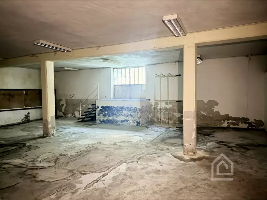 Immagine 30 di Magazzino in vendita  in Corso Camillo Benso Conte di Cavour 64 a Trino Vercellese