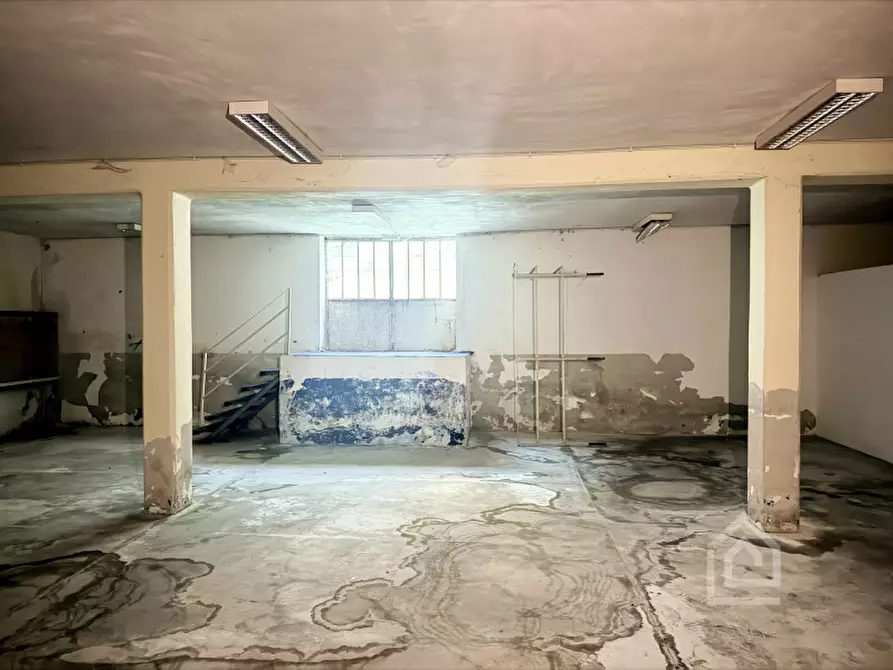 Immagine 32 di Magazzino in vendita  in Corso Camillo Benso Conte di Cavour 64 a Trino Vercellese