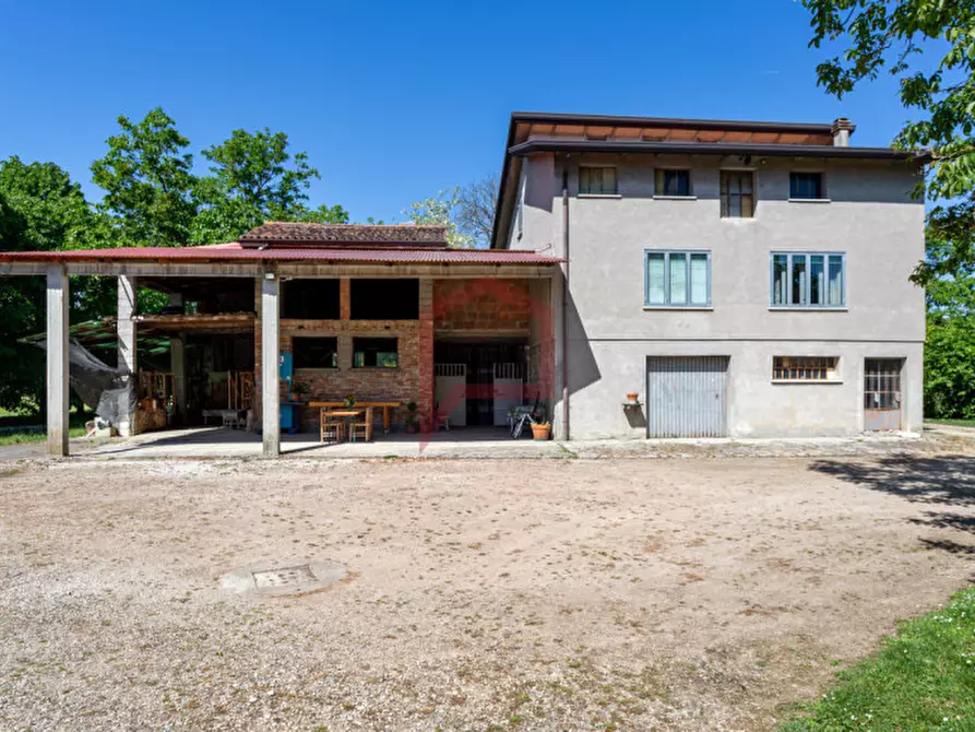 Immagine 1 di Casa indipendente in vendita  in Mirano a Mirano