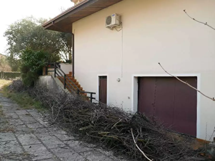 Immagine 8 di Villa in vendita  in Via Giuseppe Mazzini a Montereale Valcellina